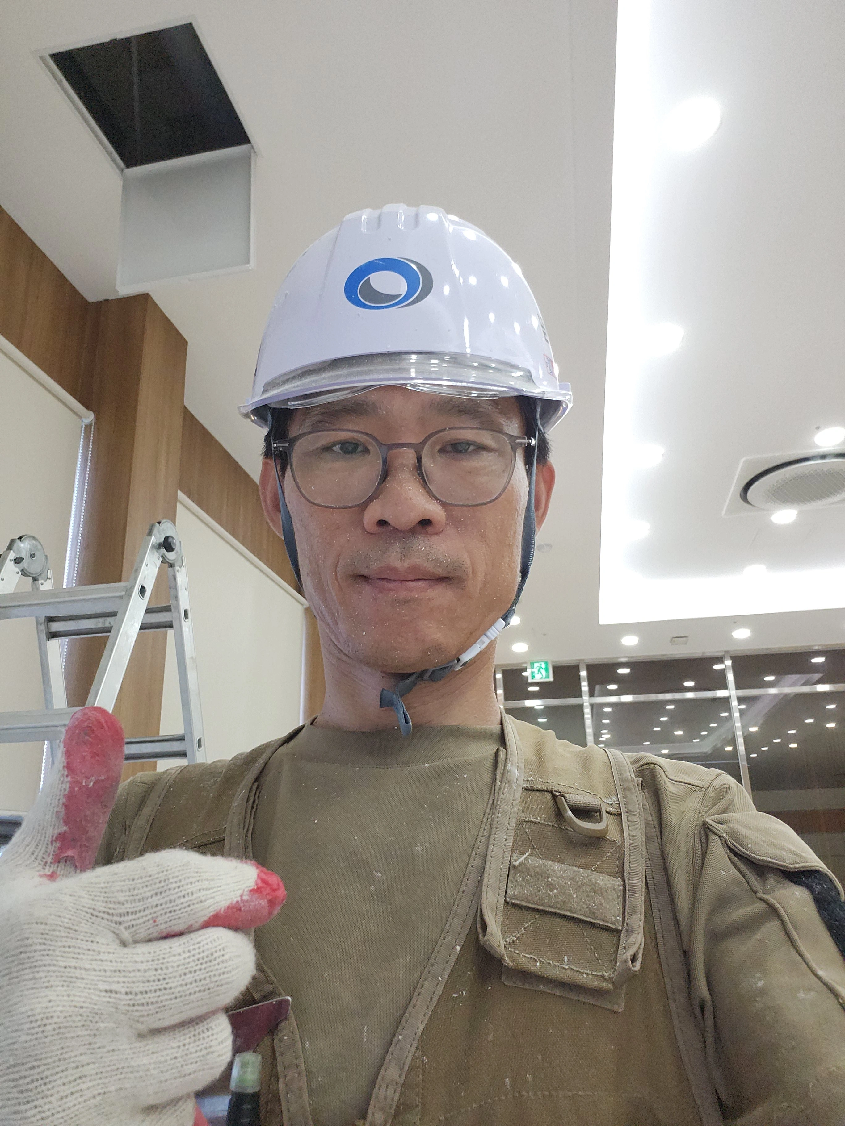철거 후 개구부 정리 모습