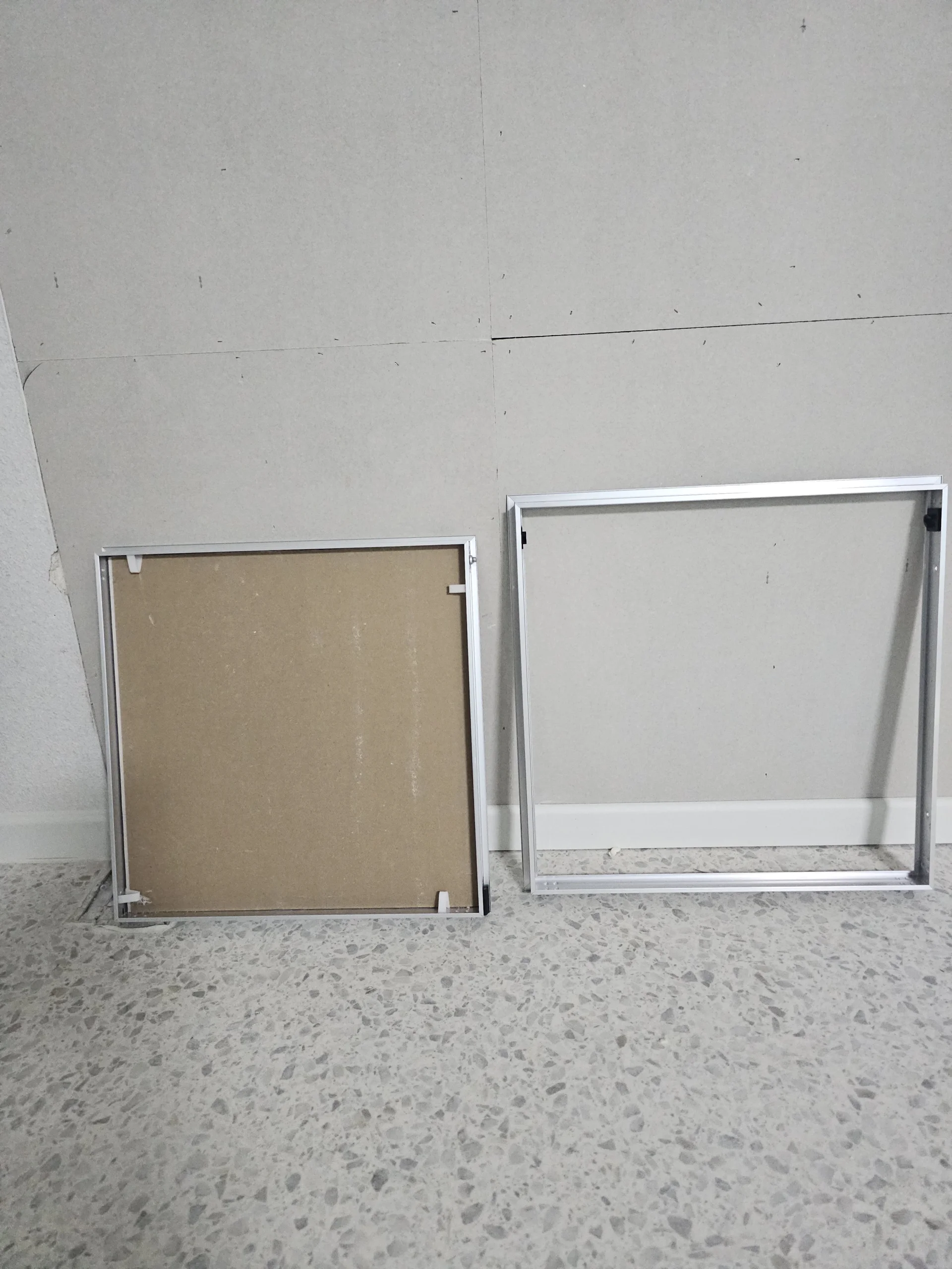 세탁실 천장점검구시공 마감 확인 사진
