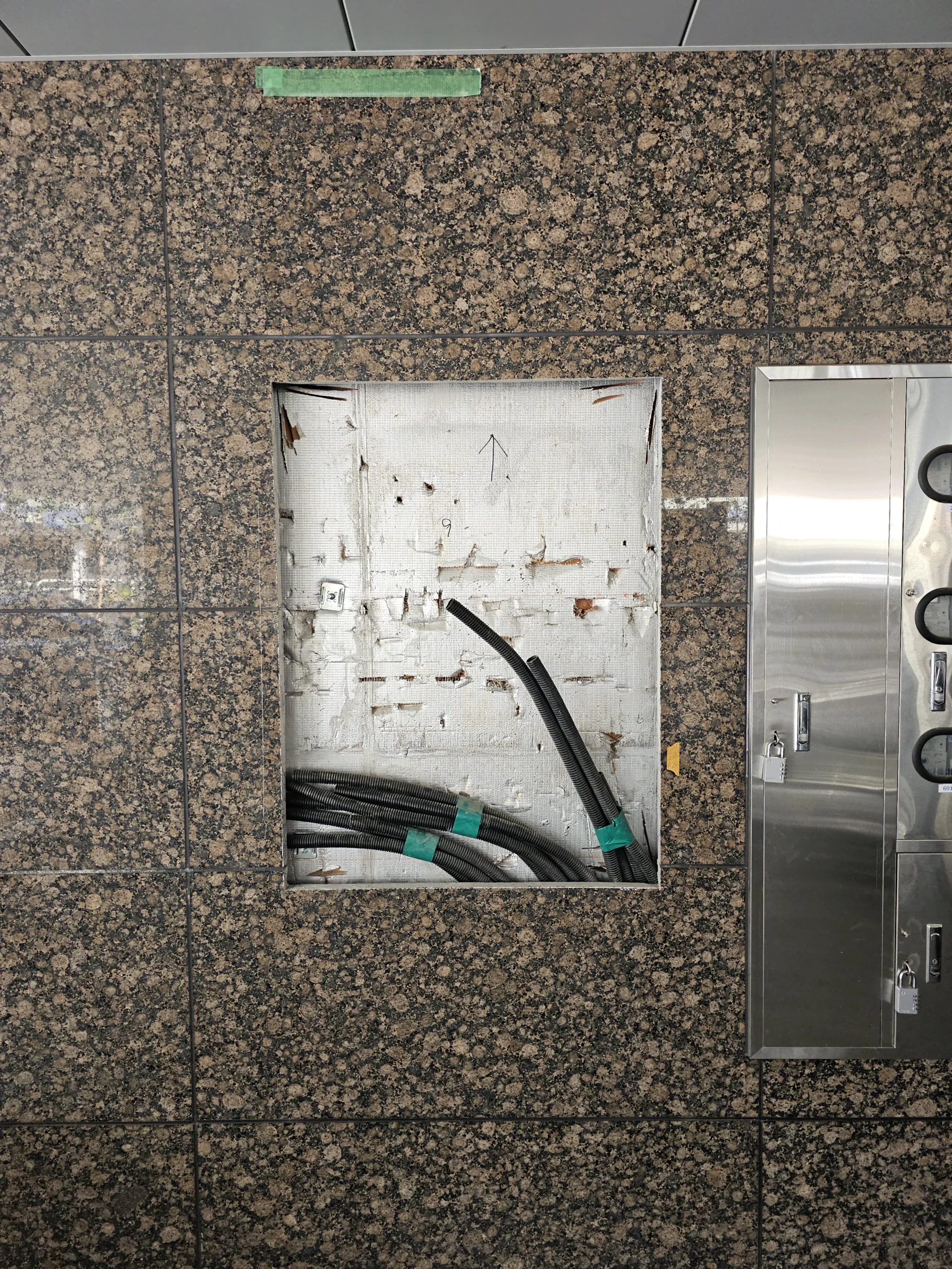 장례식장 천장점검구시공 현장 사진 시공 후