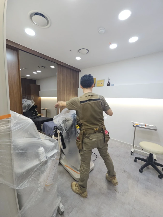 병원 천장점검구시공 현장 사진 시공 전